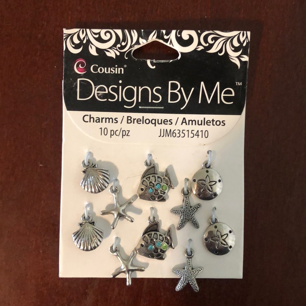 🐳 Charms 🐠